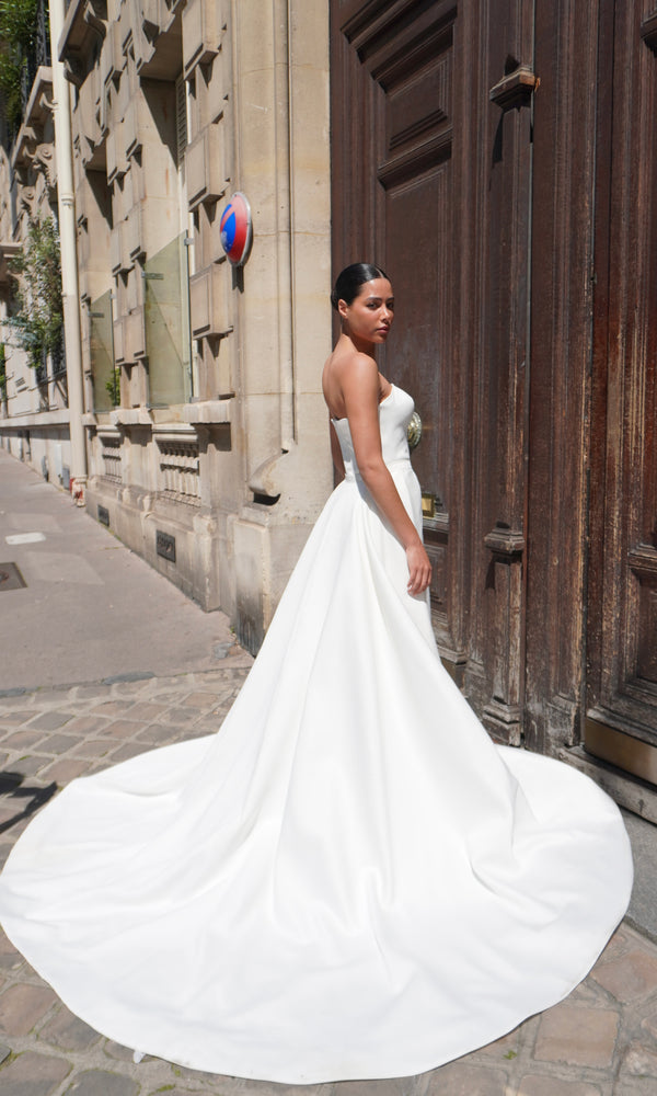 Enchanting bridal overskirt