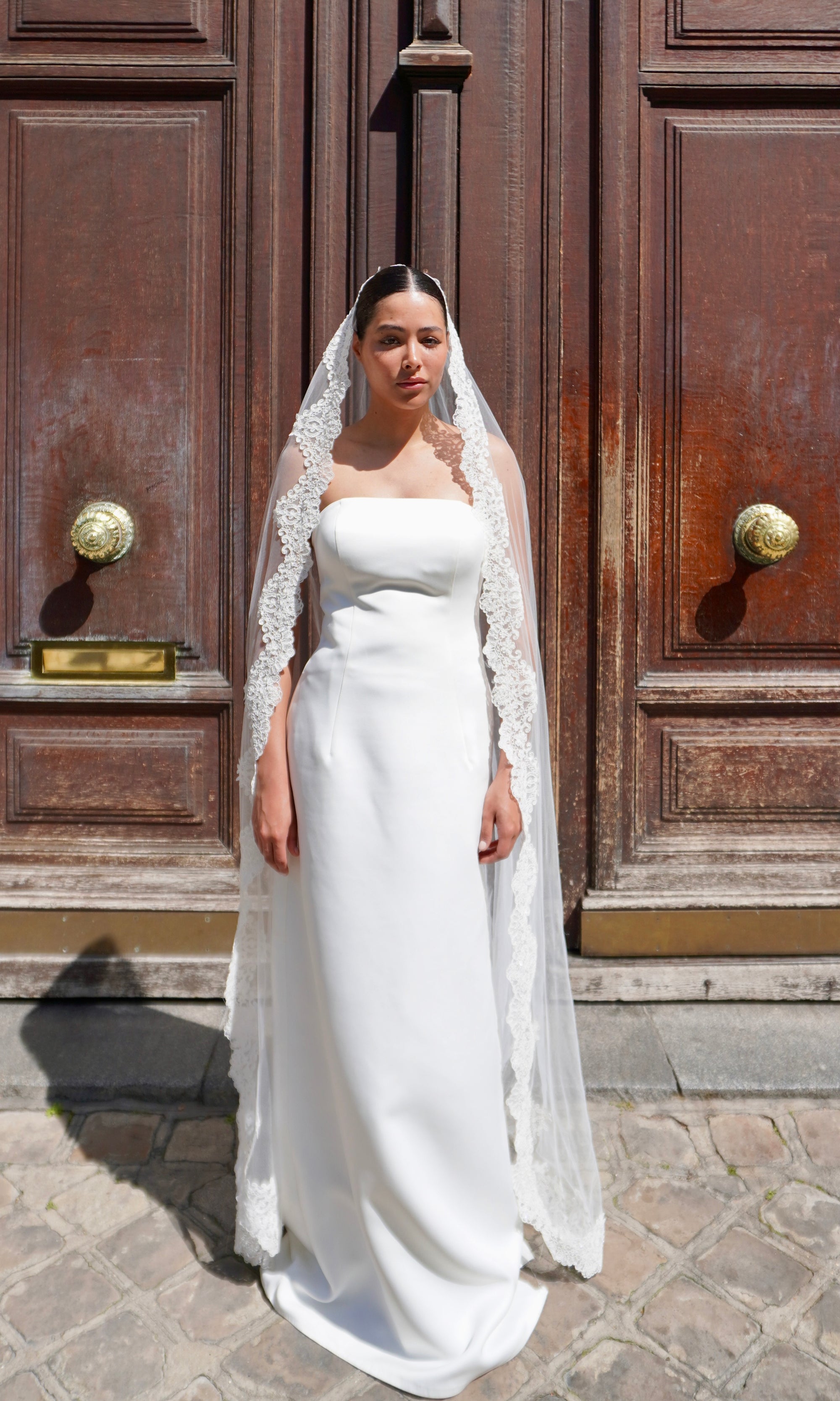 Voile à Bordure En Dentelle